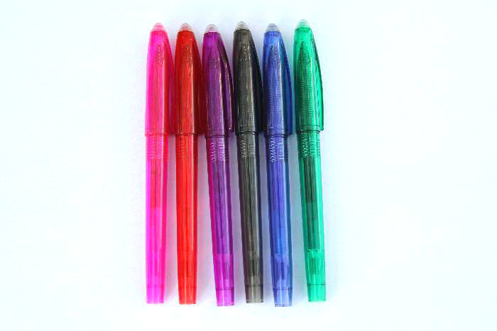 Logo Kustom 20 Warna 0.5mm / 0.7mm Pena Gel Dihapus Dengan Steal Allow Tip